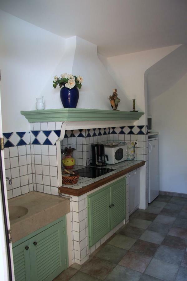 Appartement Avec Patio Et Garage Centre Ville Et Plage Sanary-sur-Mer Exteriér fotografie