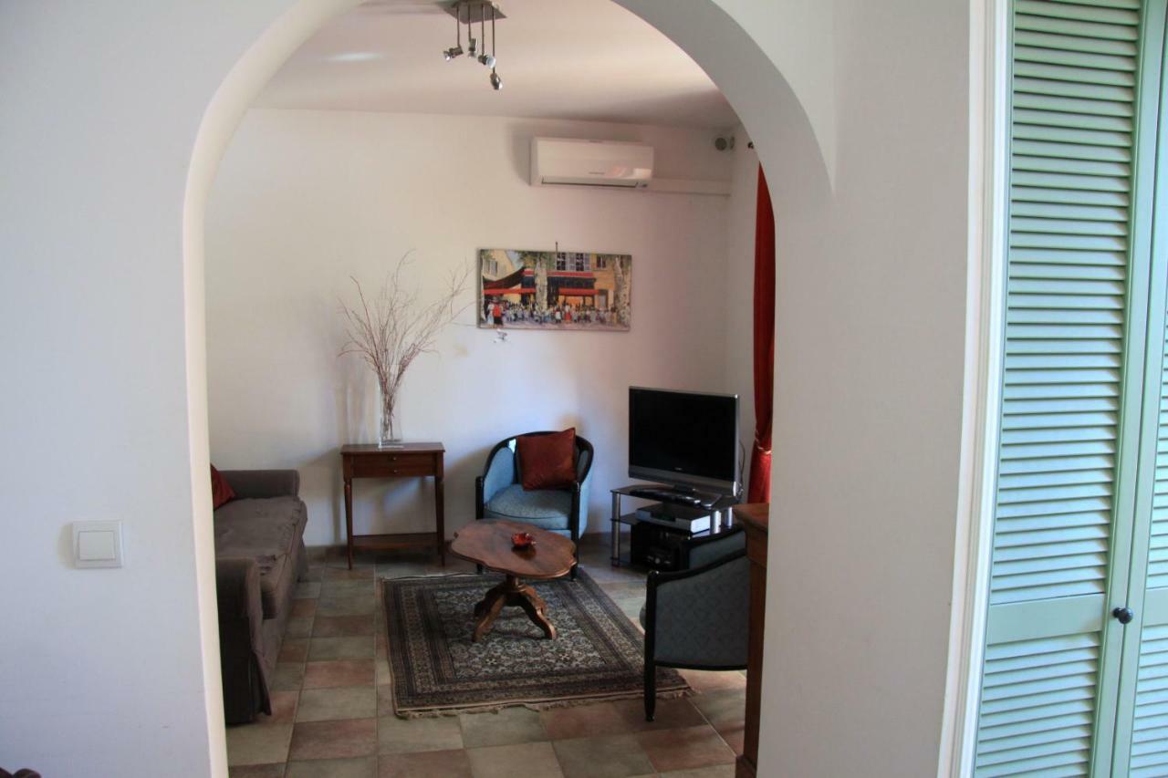Appartement Avec Patio Et Garage Centre Ville Et Plage Sanary-sur-Mer Exteriér fotografie