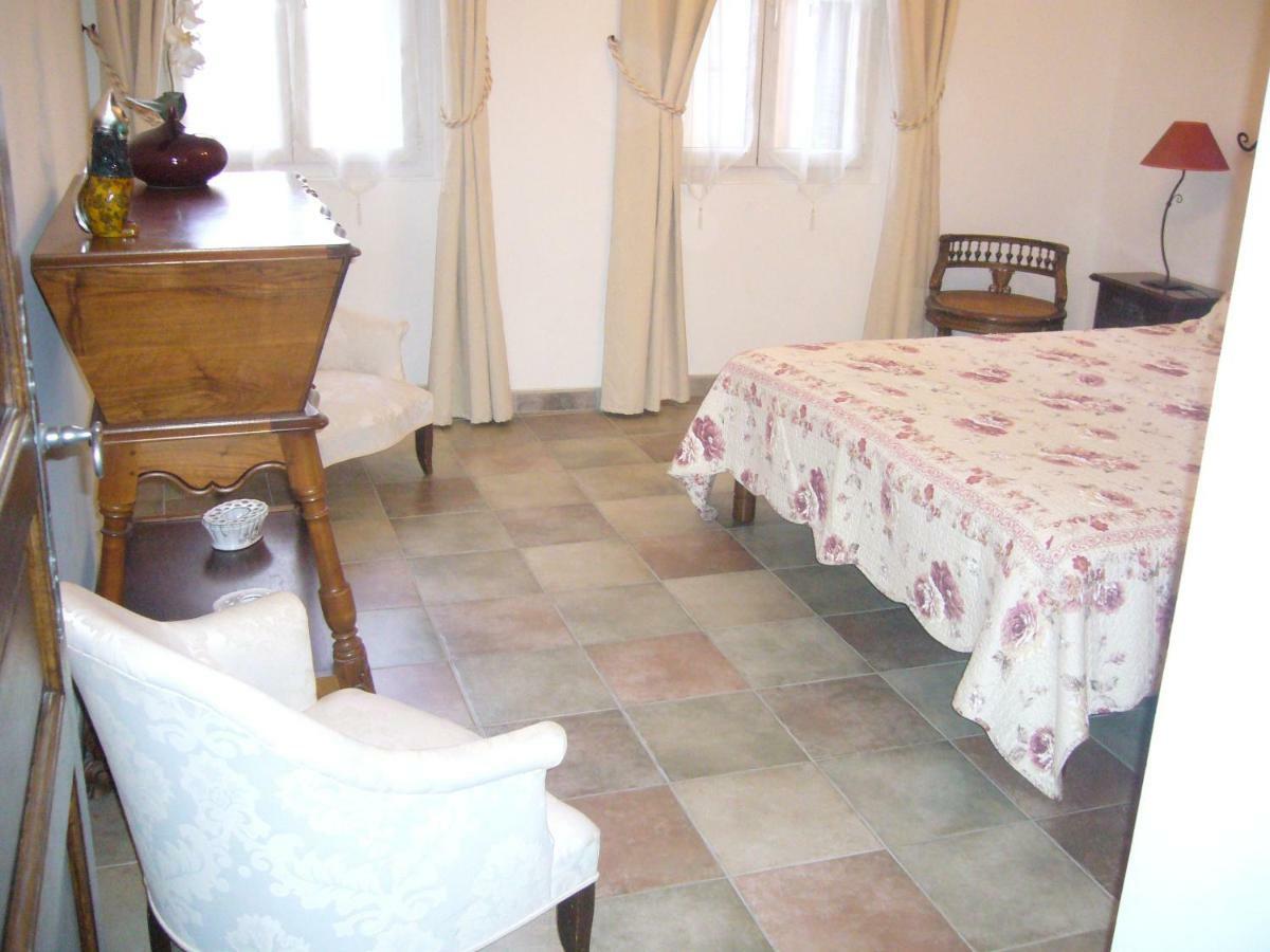 Appartement Avec Patio Et Garage Centre Ville Et Plage Sanary-sur-Mer Exteriér fotografie