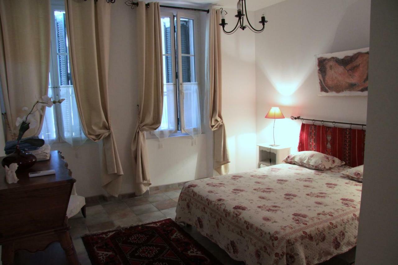Appartement Avec Patio Et Garage Centre Ville Et Plage Sanary-sur-Mer Exteriér fotografie